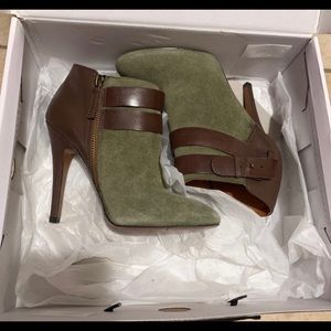 Nine West Booties Sz 6